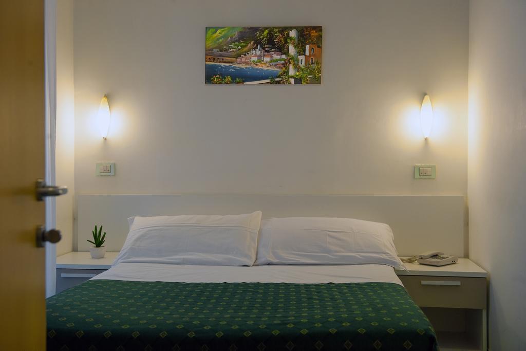 Hotel De Rosa Maiori Esterno foto
