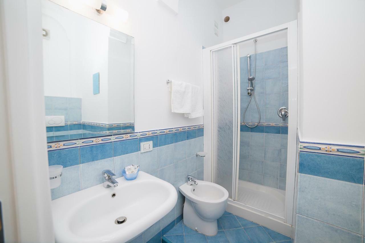 Hotel De Rosa Maiori Esterno foto