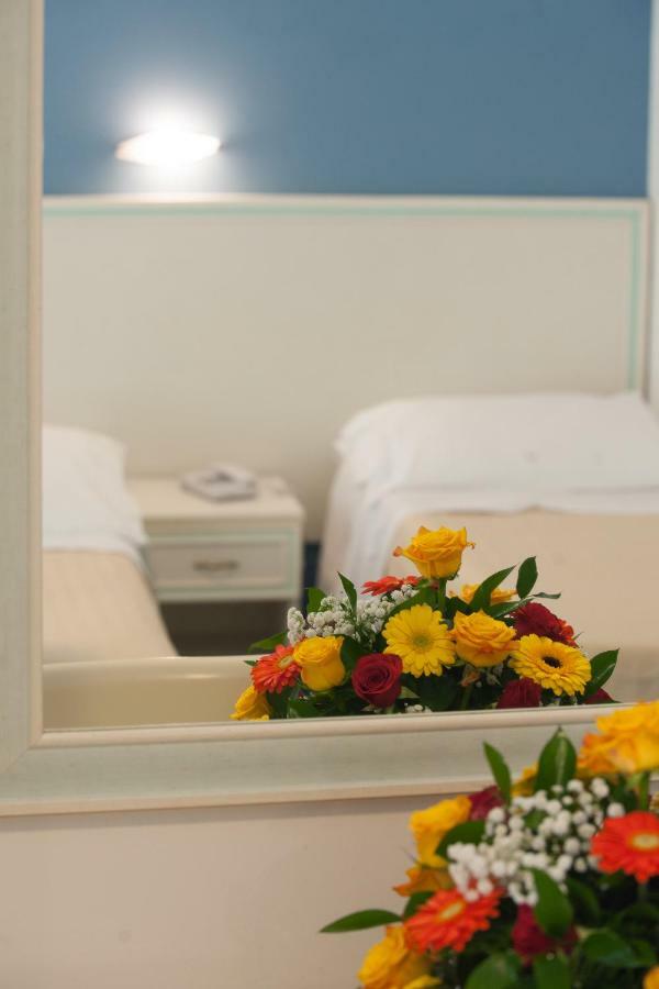 Hotel De Rosa Maiori Esterno foto