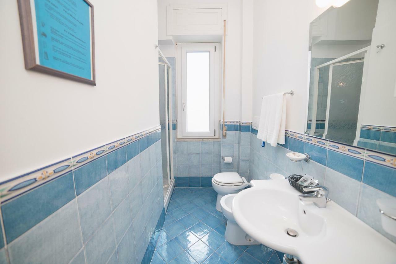 Hotel De Rosa Maiori Esterno foto
